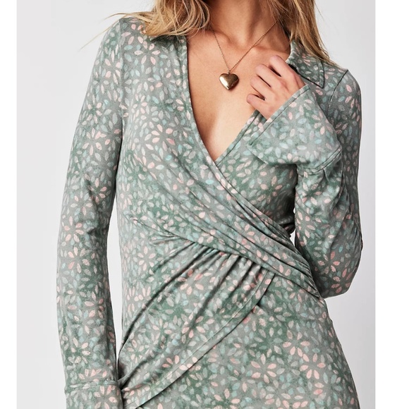 NWT FREE PEOPLE SHAYLA WRAP MIDI DRESS IN MINT COMBO long sleeves - M - Picture 5 of 16